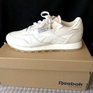 Reebok classic leather women running